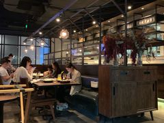 -Carbon莫卡哆·意大利复古集市餐厅(杭州大厦店)
