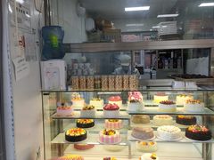 面包甜点陈列柜-幸福蛋糕坊(金顶街店)