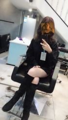 -SIX Hair Consultant