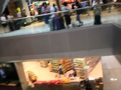 -东荟城名店仓