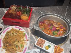 -禄婶鸡煲·打边炉
