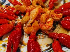麻辣卤煮小龙虾-小河盐帮·私家菜·烤鸭(三元桥·霄云路店)