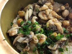 田鸡煲仔饭-红星光发煲仔饭(文海店)