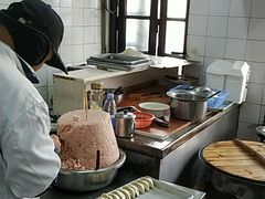 -黄阿姨锅贴大王(万航渡路店)