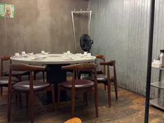 -肥仔文澳门猪骨煲(南京西路店)
