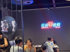 -老街烧烤大排档·地道湖北菜·龙虾馆(汉口火车站店)