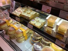-巴黎贝甜(大宁国际商业广场店)