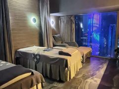 -得闲·高空SPA(东盟店)