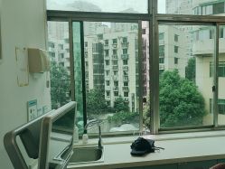 -瑞丽口腔·美学矫正中心