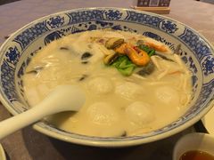 极品鱼头皇-山外山菜馆(玉泉路店)