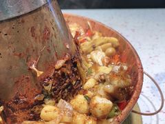 -老佛爷铜炉蛙锅(挂绿店)