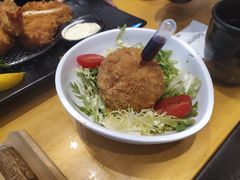 酥炸猪肉裹温泉蛋-胜博殿日式炸猪排(西红门店)