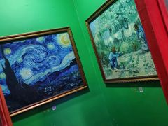 -上海梵高星空艺术馆(南京路旗舰店)