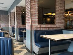 -香港茶餐厅文化体验馆(茶山镇店)