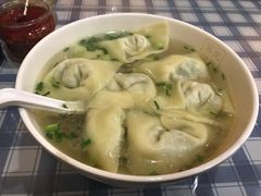 汤馄饨-潘国仙耳光馄饨(黄家阙路店)