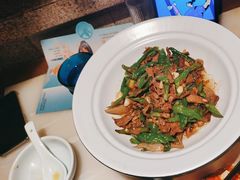 -佬麻雀·新湘菜(东方宝泰店)