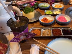 -明洞阿姨·韩式酱蟹烤肉·创意料理(三元桥店)