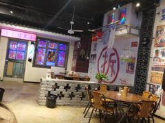 大堂-马路牙子地桌烤肉(工体店)