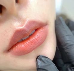 -韩美绣·骨相纹眉·洗眉美瞳线