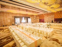 -广州白云机场雅高铂尔曼大酒店