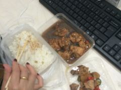 -峰味香.酱香米线.黄焖鸡(定西路店)