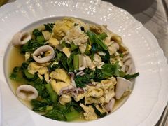 小白菜鸡蛋炒鱿鱼-有喜胶东小馆(太申祥和店)