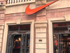 -NIKE武汉品牌体验店