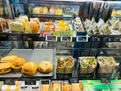 -星巴克臻选(周浦万达店)