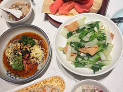 -江城小馆陕南妈妈菜·全球旅行餐厅(钟楼店)