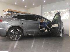 -上海华裕比亚迪4S店