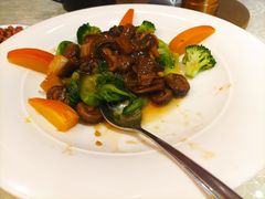 海参焖冬菇-大树头·花园餐厅(市桥店)