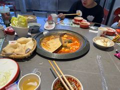 -生活如沸·顺德水牛奶火锅(大学路店)