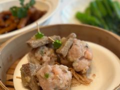 -景月阁空中食府(希尔顿酒店)