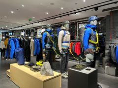 -ARC'TERYX始祖鸟(北京王府中环店)