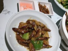 -关东小磨东北菜(漕河泾印象城店)