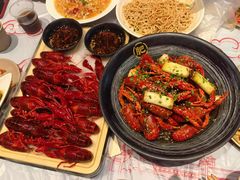-肥肥虾庄·金牌油焖大虾(杨园滨江时代walk店)