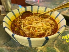 小锅米线-浩海火燒雲傣家菜(静安芮欧店)