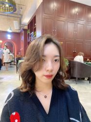 -十六番发型师事务所