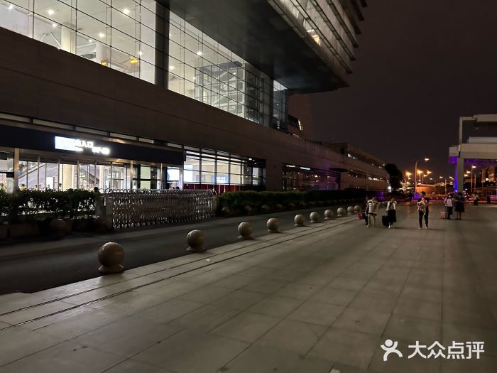 上海虹桥站-P9停车场图片