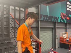 -极限PLAY运动娱乐新世界·团建派对潮玩休闲馆·室内蹦极高空游乐园