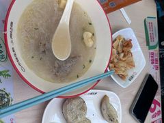 -小杨生煎(金山百联购物中心3楼店)