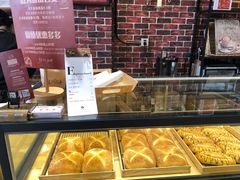 面包甜点陈列柜-熊叔熊婶面包房(团结湖店)