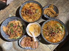 -粉家柳州螺蛳粉(杨宅路店)