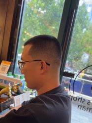-东方先生国潮男士理发馆