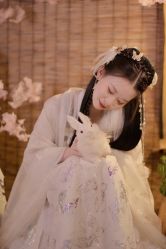 -汉仪华裳汉服馆(打浦桥店)