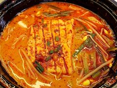 -小蛮椒麻辣烫·麻辣拌(青浦宝龙店)