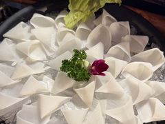-老牌坊云南鱼豆花火锅(哈西万达店)