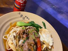 -方铲铲·成都板凳面(滨江银泰店)