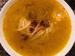 鸡肉米线-小街天府