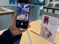 -华为授权体验店(中山公园来福士)